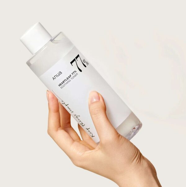 تونر آبرسان آنوا تونر تسکین دهنده و ضد جوش آنواAnua77% ا Heartleaft 77% soothing toner 250 mil - Image 1